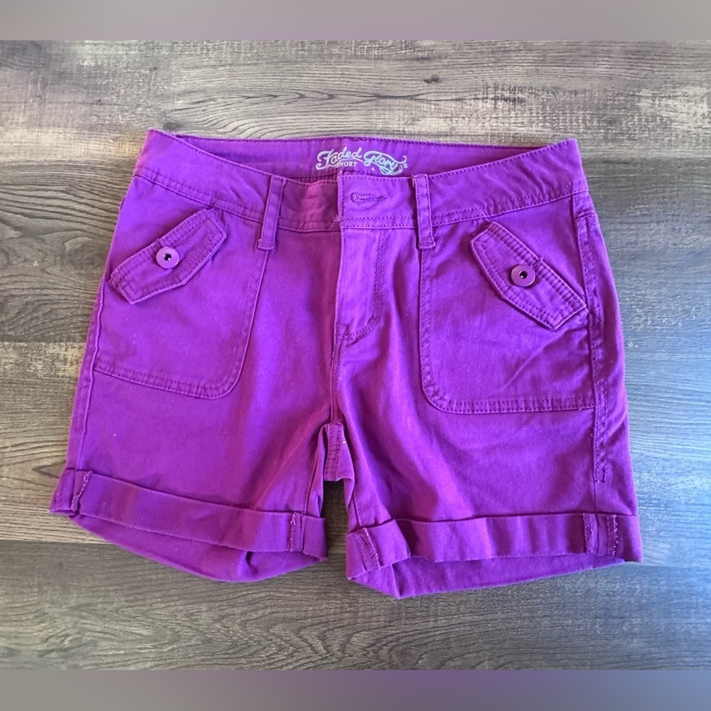 Vintage Faded Glory Women's Vibrant Purple Cargo Shorts Size 4